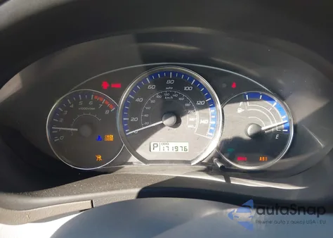 2010 Subaru Forester 2.5X z USA, uszkodzony, nr VIN JF2SH6AC3AH739946